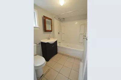 25 Sherman St #2, Peabody, MA 01960 - Photo 10
