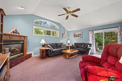 418 Webster St, Hanover, MA 02339 - Photo 40