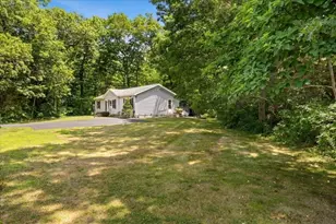 418 Webster St, Hanover, MA 02339 - Photo 6