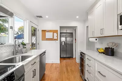 12 Sunset Rd, Stoneham, MA 02180 - Photo 6
