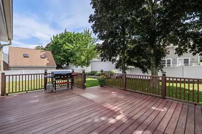 12 Sunset Rd, Stoneham, MA 02180 - Photo 30