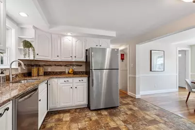7 Curve Street, Bedford, MA 01730 - Photo 10