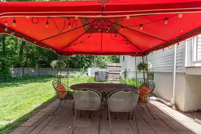 7 Curve Street, Bedford, MA 01730 - Photo 20