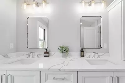 29 Keystone, Boston, MA 02132 - Photo 18