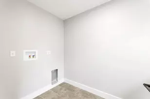 29 Keystone, Boston, MA 02132 - Photo 24