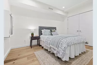 362-364 W Broadway #2, Boston, MA 02127 - Photo 10