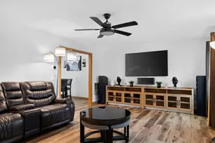 40 Bissell Ave, Springfield, MA 01119 - Photo 6