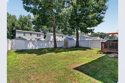 40 Bissell Ave, Springfield, MA 01119 - Photo 4