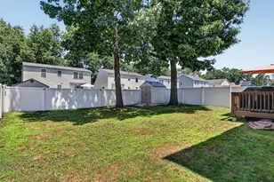 40 Bissell Ave, Springfield, MA 01119 - Photo 4
