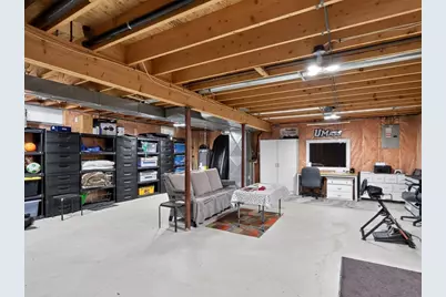40 Bissell Ave, Springfield, MA 01119 - Photo 22