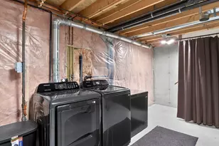 40 Bissell Ave, Springfield, MA 01119 - Photo 24
