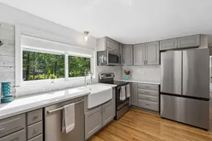 41 Rocky Ln, Medfield, MA 02052 - Photo 8