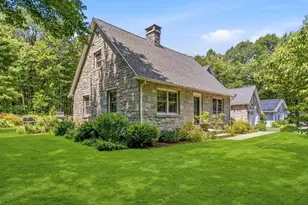 33 Rattle Hill Rd, Southampton, MA 01073 - Photo 2