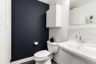 1 Earhart St, Cambridge, MA 02141 - Photo 12