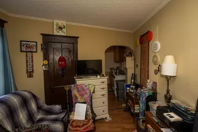 583 Chicopee St, Chicopee, MA 01013 - Photo 18
