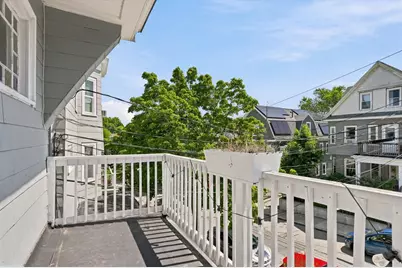 17 Dow St, Somerville, MA 02144 - Photo 12