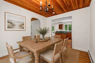 26 Foster St, Mattapoisett, MA 02739 - Photo 4