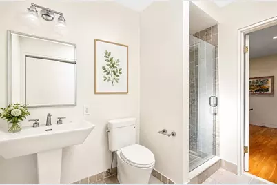 108 Codman Rd, Brookline, MA 02445 - Photo 8