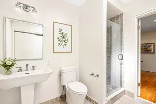 108 Codman Rd, Brookline, MA 02445 - Photo 8