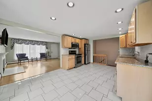 41 Samoset Rd, Peabody, MA 01960 - Photo 10