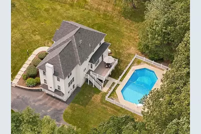 247 Webster Woods Ln, North Andover, MA 01845 - Photo 32