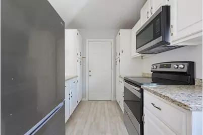 425 Main Street #9D, Hudson, MA 01749 - Photo 4