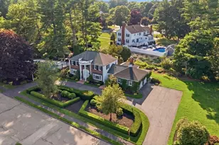 2 Russell Rd, Lynnfield, MA 01940 - Photo 40