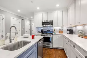 136 Sydney St, Boston, MA 02125 - Photo 8