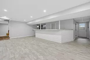 32 Falcon St, Worcester, MA 01603 - Photo 38