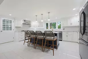 32 Falcon St, Worcester, MA 01603 - Photo 8
