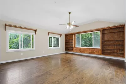 32 Falcon St, Worcester, MA 01603 - Photo 20