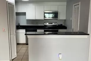 11 Gibbs St, Worcester, MA 01607 - Photo 2