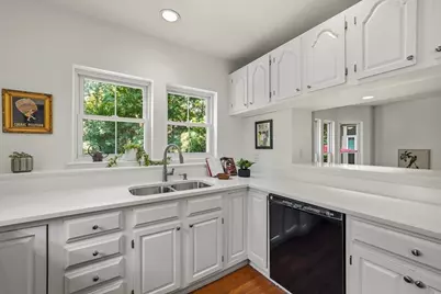 42 Lewis Ave #42, Arlington, MA 02474 - Photo 10