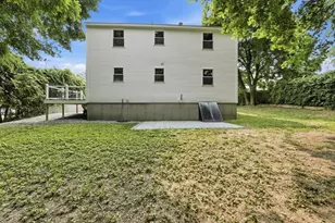 173 Orient St, Worcester, MA 01604 - Photo 38