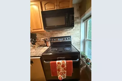 50 South  Main #3, Uxbridge, MA 01569 - Photo 10
