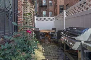 15 Garrison St, Boston, MA 02116 - Photo 16