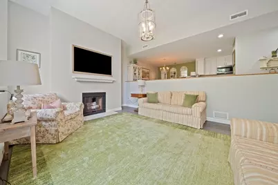 100 Parks St #18, Duxbury, MA 02332 - Photo 6