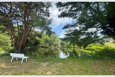 100 Parks St #18, Duxbury, MA 02332 - Photo 4
