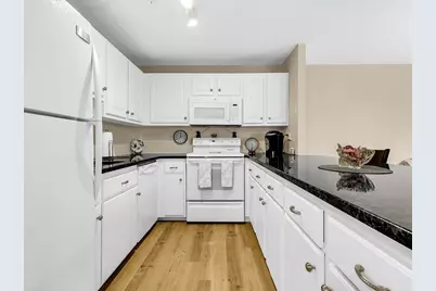11 Church Street #G14, Salem, MA 01970 - Photo 8