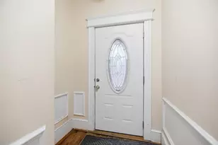 26 Gladstone St, Boston, MA 02128 - Photo 4