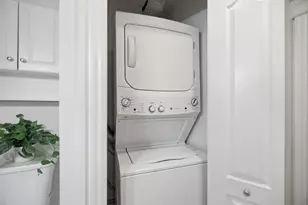 26 Gladstone St, Boston, MA 02128 - Photo 36