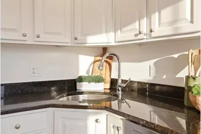 26 Gladstone St #3, Boston, MA 02128 - Photo 14