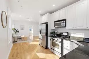 26 Gladstone St, Boston, MA 02128 - Photo 16
