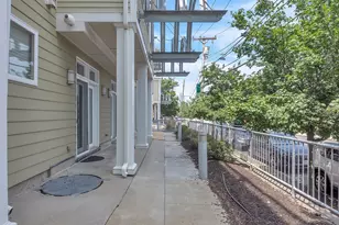 25 Wheeler St, Cambridge, MA 02138 - Photo 20