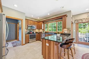 5 Cobb Ln, Littleton, MA 01460 - Photo 12