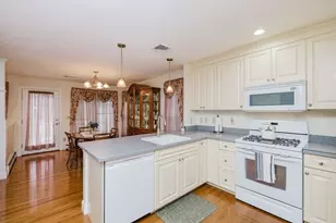21 Sycamore Drive, Middleborough, MA 02346 - Photo 6