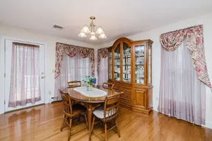 21 Sycamore Drive, Middleborough, MA 02346 - Photo 8