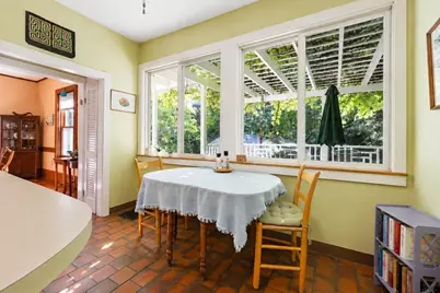 31 Wesley St, Newton, MA 02458 - Photo 10