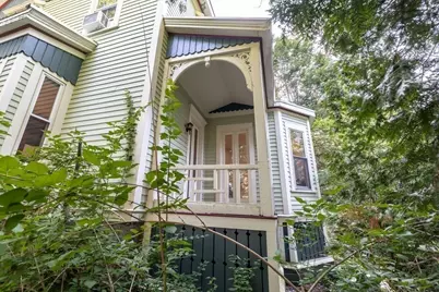 31 Wesley St, Newton, MA 02458 - Photo 30