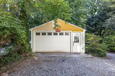 31 Wesley St, Newton, MA 02458 - Photo 36
